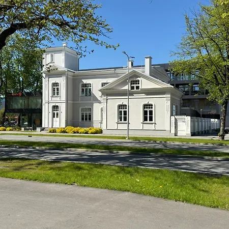Pikk Downtown Апартаменты *